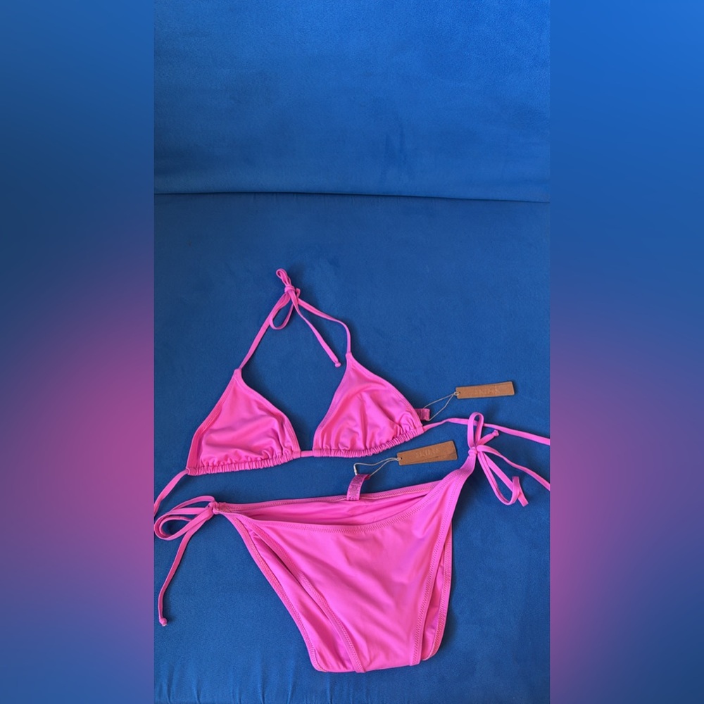 SKIMS SIGNATURE BIKINI